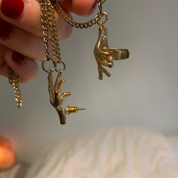 FREE‼️Long Gold Chain Earring + Cuff - Picture 4 of 4